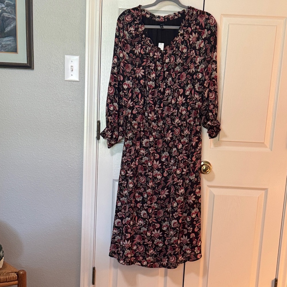 Talbots Floral Long Sleeve Dress in Black and Pink
